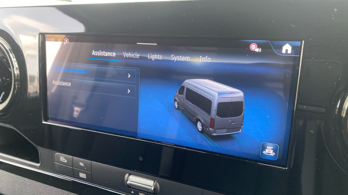 Mercedes-Benz Sprinter 315Cdi L2 Diesel Rwd 3.5t H2 Pro Van 9G-Tronic - Image 22